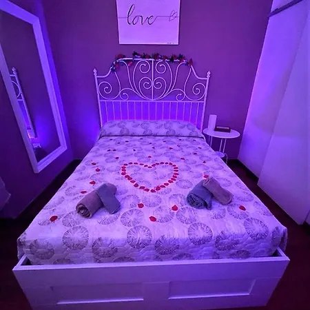 Finestra Romantica Al Palaalpitour E Stadio A 2 Minuti Lejlighed *